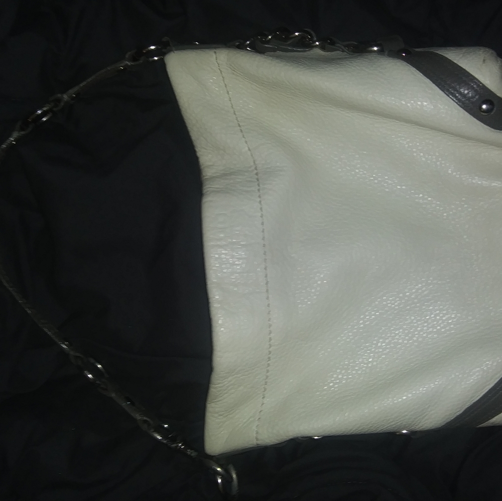 Med. size gently used Coach purse excellent shape
